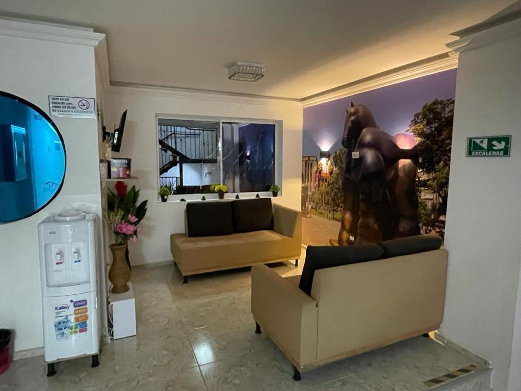 Hotel Eterna Primavera Medellín Eksteriør billede