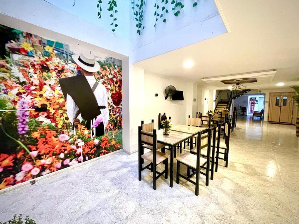 Hotel Eterna Primavera Medellín Eksteriør billede